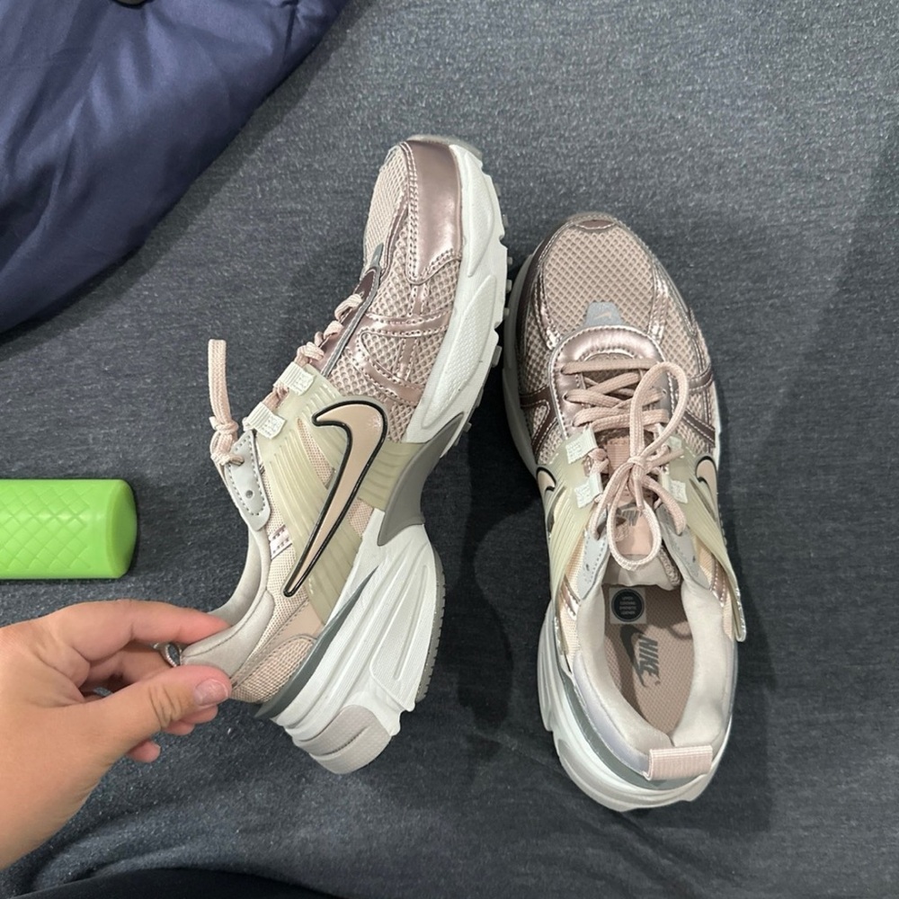 Nike Women's Rose Gold and Cream Athletic Shoes